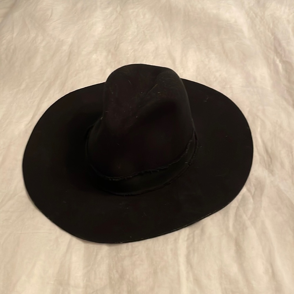 Treasure and Bond hat